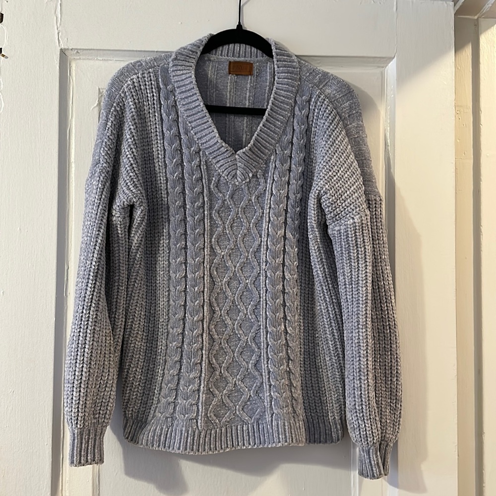 Light blue chenille cable knit v neck